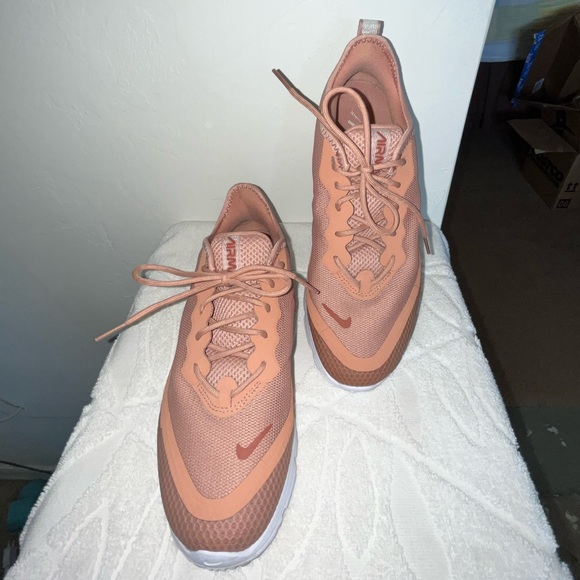 Nike AirMax sneakers. The color is salmon color (not orange) worn 1-2 times. - Picture 2 of 5